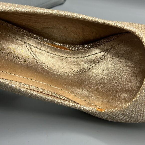Dream Pairs Kucci Gold Glitter Pumps Heels - Picture 5 of 6